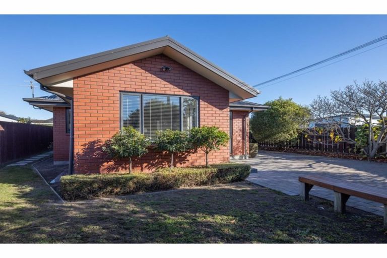 Photo of property in 106 Bassett Street, Burwood, Christchurch, 8083