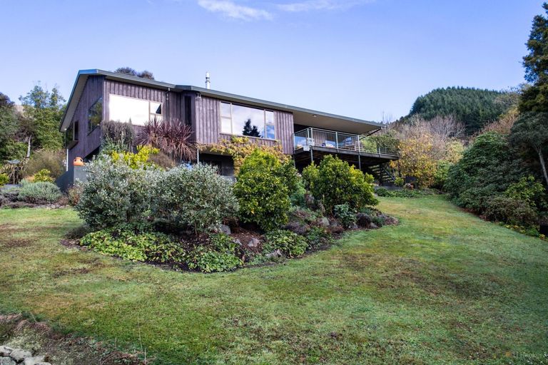 Photo of property in 201 Point Bush Road, Waimate, 7979
