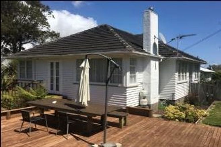 Photo of property in 27 Bowater Place, Manurewa, Auckland, 2102