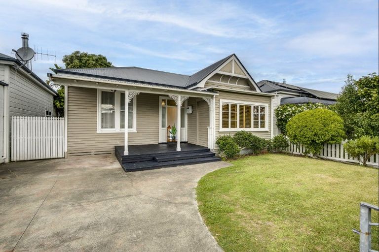 Photo of property in 6 Hall Street, Napier South, Napier, 4110