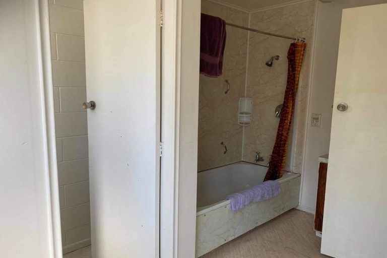 Photo of property in 16b Orlando Street, Stratford, 4332