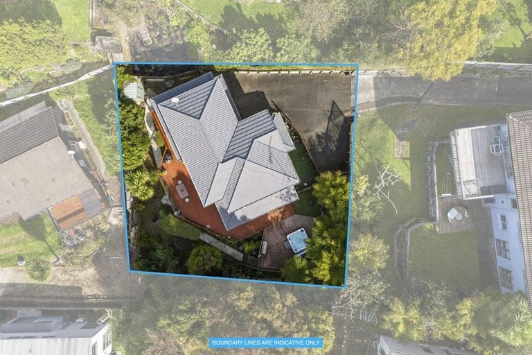 Photo of property in 12a Danbury Drive, Torbay, Auckland, 0630