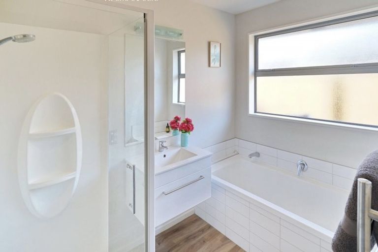 Photo of property in 11 Kuta Street, Pegasus, 7612