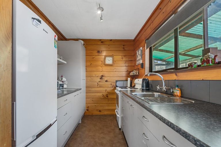 Photo of property in 3b Jet Place, Pukehangi, Rotorua, 3015