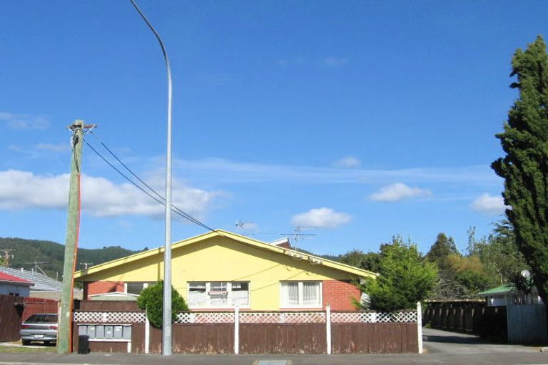 Photo of property in 6/518 Fergusson Drive, Trentham, Upper Hutt, 5018