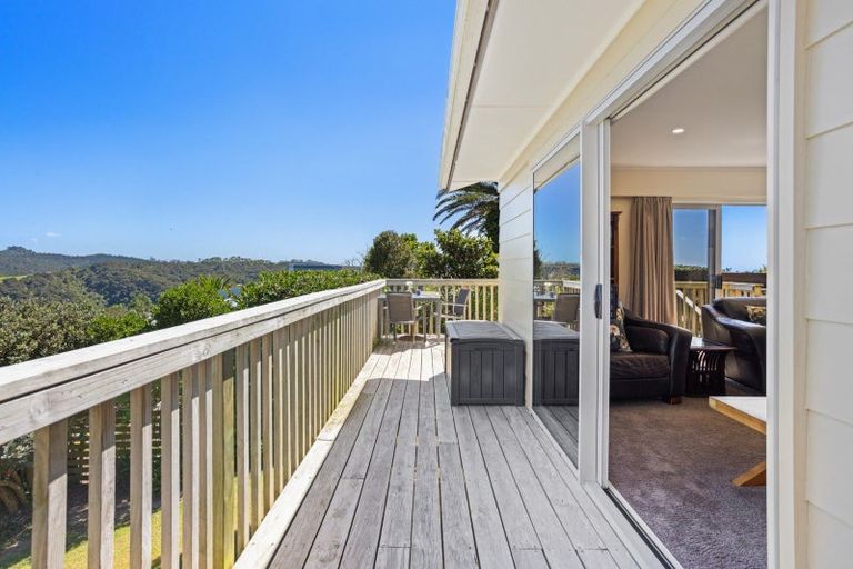 Photo of property in 10 Goffe Drive, Haruru, 0204