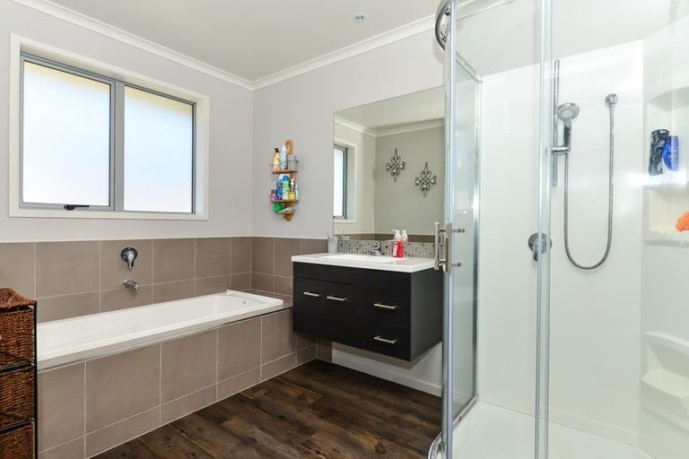 Photo of property in 4 Welwyn Place, Rototuna North, Hamilton, 3210