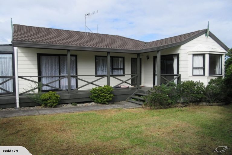 Photo of property in 1/47 De Quincey Terrace, Highland Park, Auckland, 2010