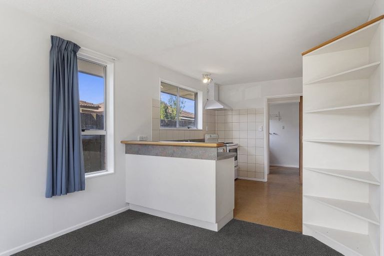 Photo of property in 59 Sarabande Avenue, Redwood, Christchurch, 8051
