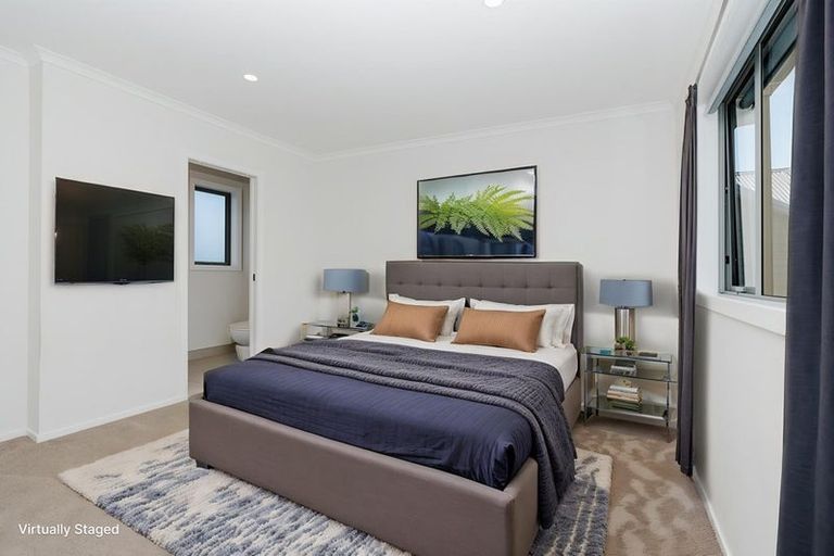 Photo of property in 1/18 Pickering Crescent, Chedworth, Hamilton, 3210