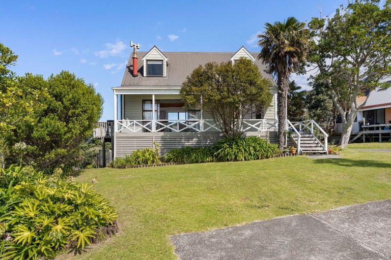 Photo of property in 441 Onemana Drive, Onemana, Whangamata, 3691