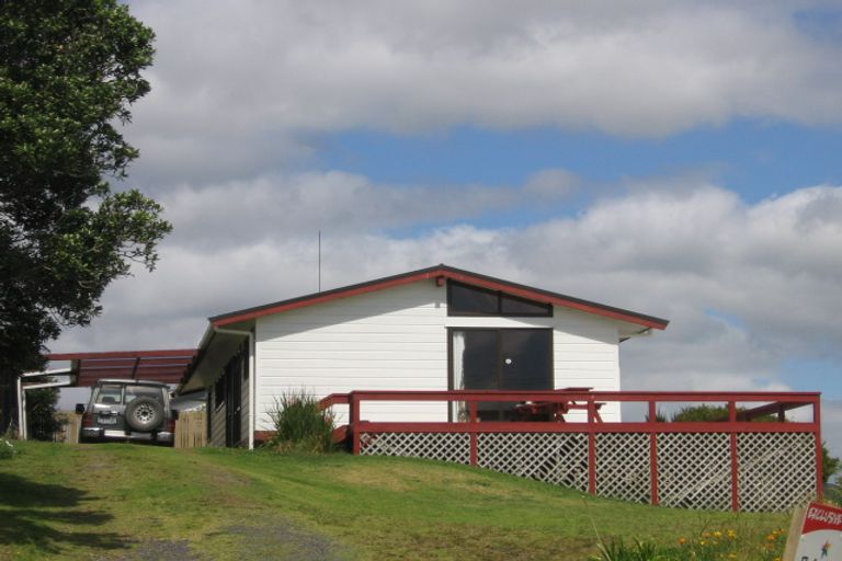 Photo of property in 214a Seaforth Road, Waihi Beach, 3611