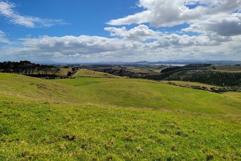 Photo of property in 2 Te Maire Road, Hunterville, 4730