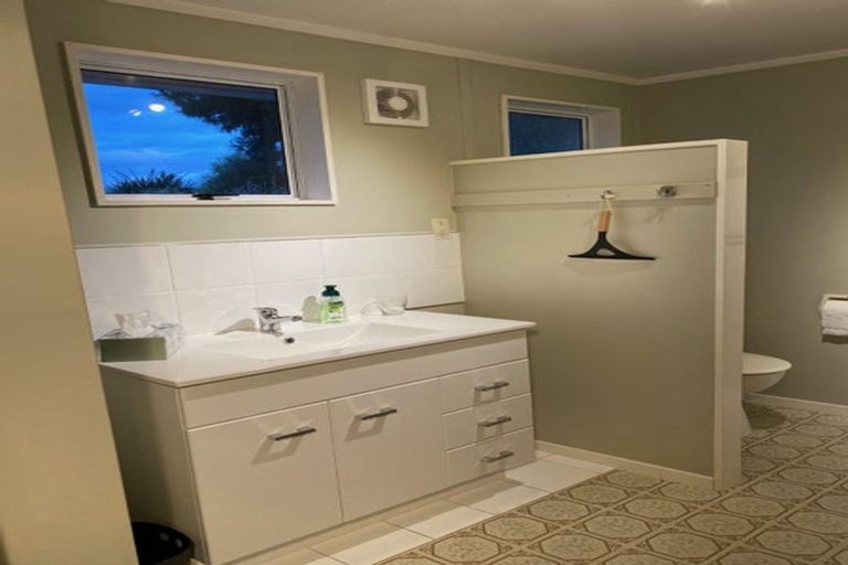 Photo of property in 20 Jellicoe Street, Greytown, 5712