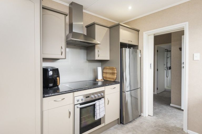 Photo of property in 10 Kennedy Avenue, Feilding, 4702