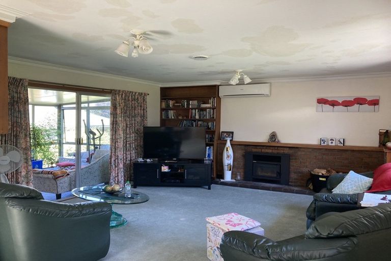 Photo of property in 11 Dowman Street, Urenui, 4375