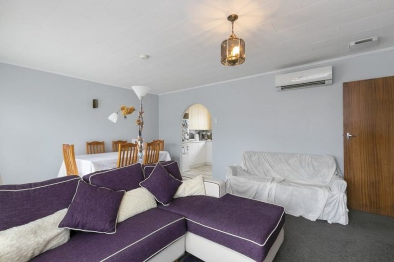 Photo of property in 252a Wellington Road, Wainuiomata, Lower Hutt, 5014