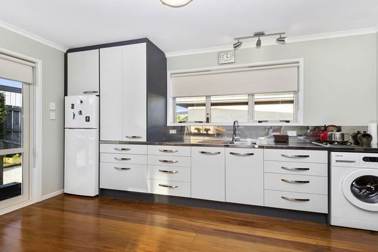 Photo of property in 1/30 Union Street, Papakura, 2110