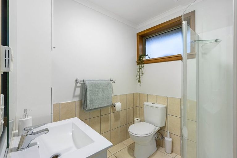 Photo of property in 11 Greers Road, Ilam, Christchurch, 8041