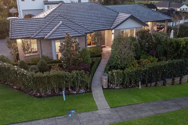 Photo of property in 69 Hillcrest Road, Hatfields Beach, Orewa, 0931