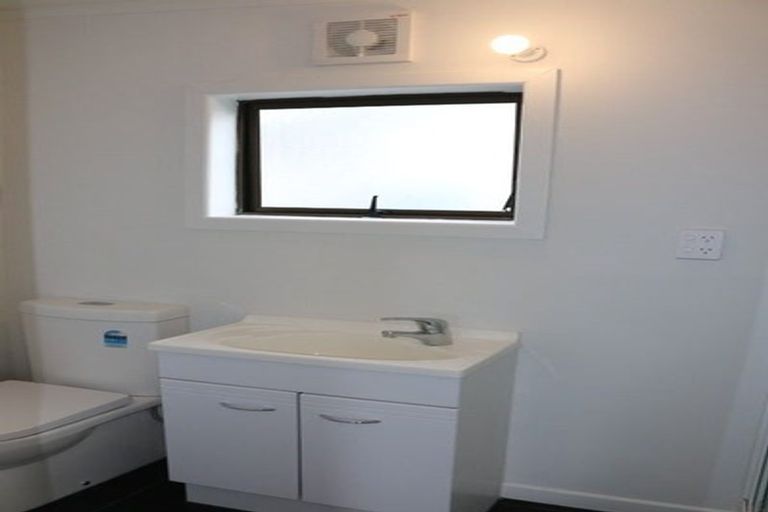 Photo of property in 15 Webb Street, Terrace End, Palmerston North, 4410