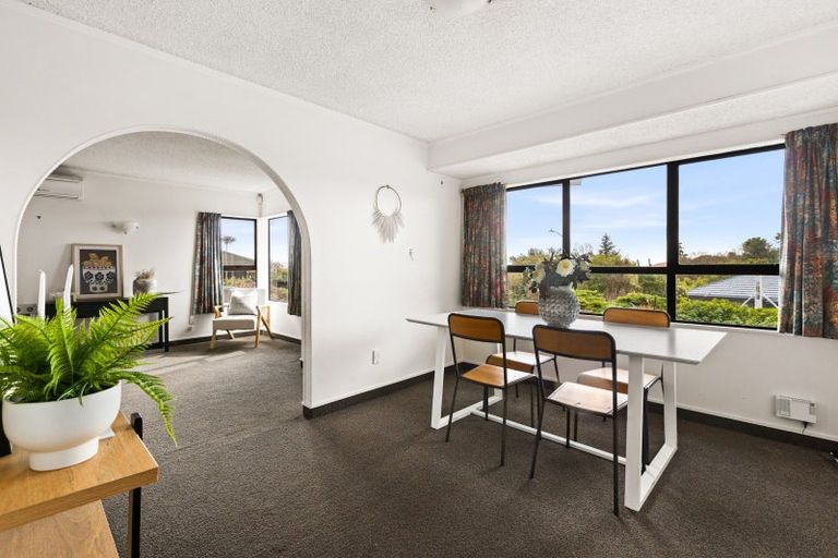 Photo of property in 1/34 Busby Hill, Havelock North, 4130