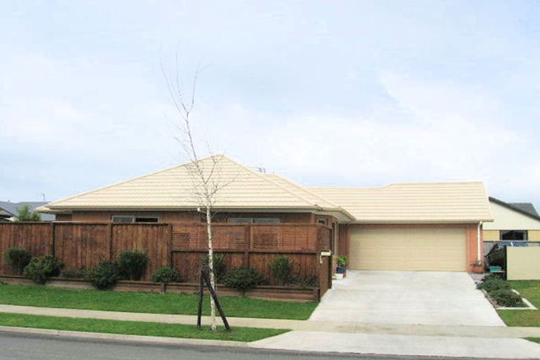 Photo of property in 12 Holford Place, Huntington, Hamilton, 3210