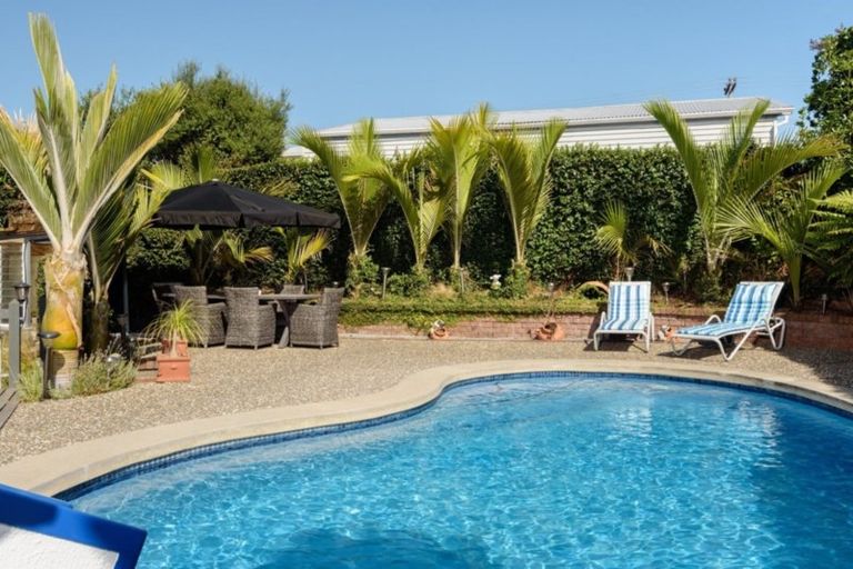 Photo of property in 35 Glenn Terrace, Otumoetai, Tauranga, 3110