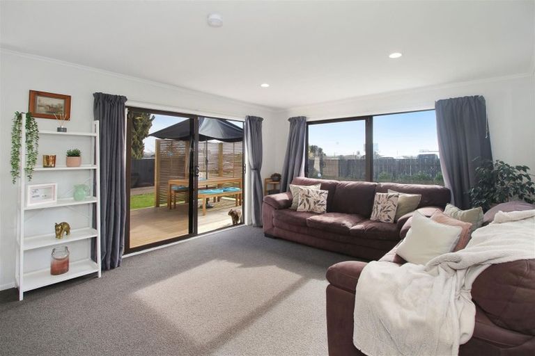 Photo of property in 19 France Street, Waiuku, 2123