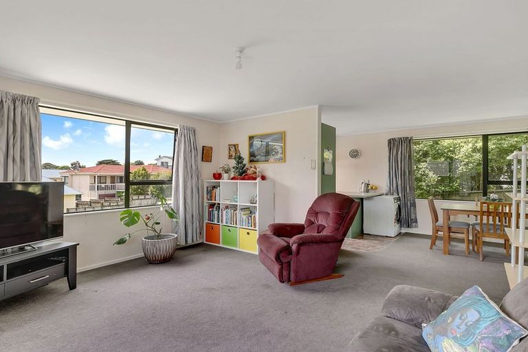 Photo of property in 18b Rose Street, Ranui, Porirua, 5024
