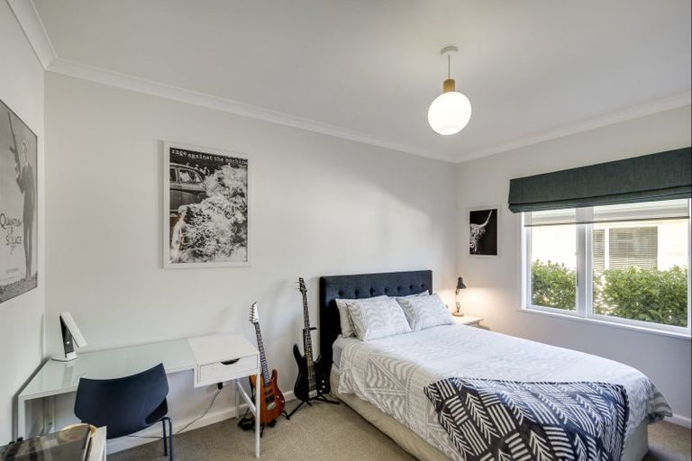 Photo of property in 41 Napier Street, Jervoistown, Napier, 4112