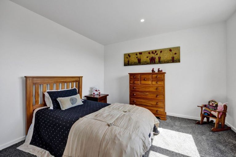 Photo of property in 24 Washer Road, Omata, New Plymouth, 4374