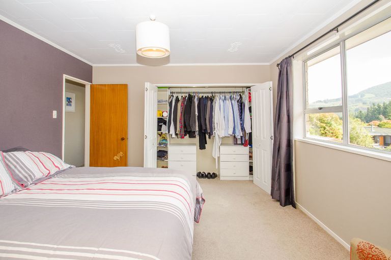 Photo of property in 2 Estuary Crescent, Fairfield, Dunedin, 9018