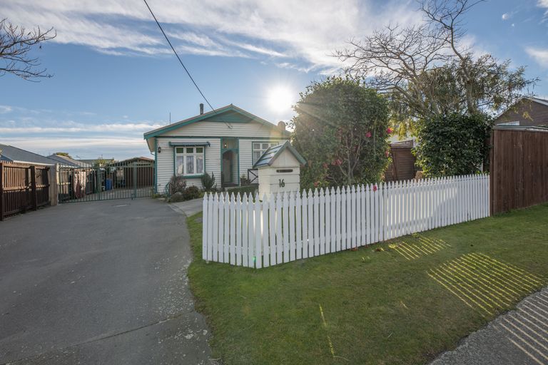 Photo of property in 16 Washbournes Road, Wigram, Christchurch, 8042