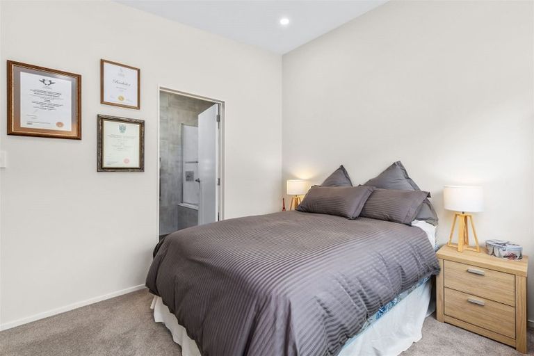 Photo of property in 16/5 Perekia Street, Albany, Auckland, 0632