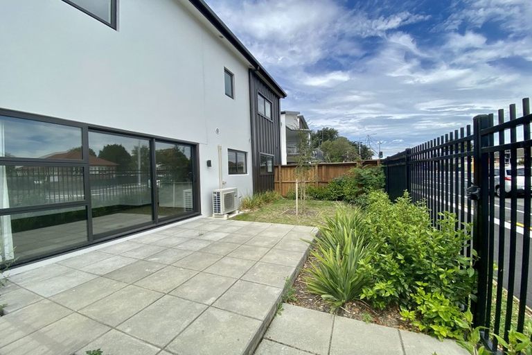 Photo of property in 6/69 Suva Street, Upper Riccarton, Christchurch, 8041