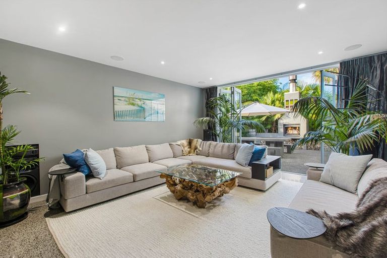 Photo of property in 7 Sanders Avenue, Takapuna, Auckland, 0622