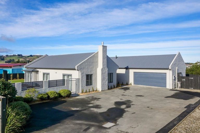 Photo of property in 34 Sunninghurst Drive, Fairfield, Dunedin, 9018