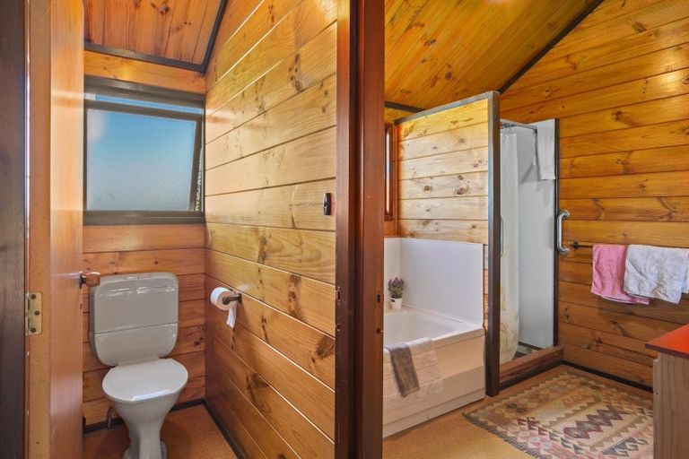 Photo of property in 180 Leader Road West, Waiau, 7395