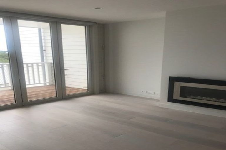 Photo of property in 8/83 Hinemoa Street, Birkenhead, Auckland, 0626