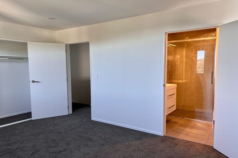 Photo of property in 14 Bee Lane, Whitby, Porirua, 5024