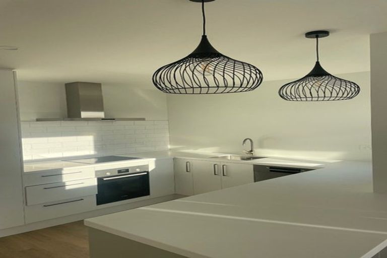 Photo of property in 6 Riroriro Lane, Halswell, Christchurch, 8025