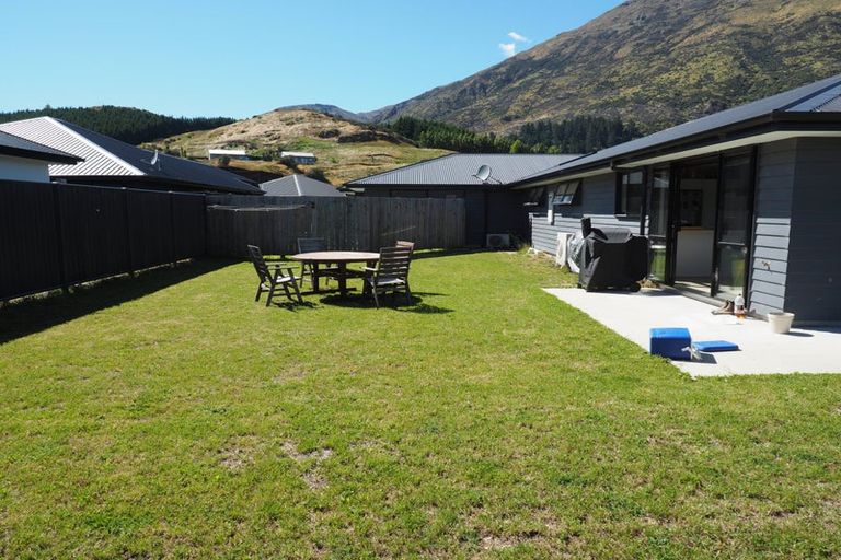 Photo of property in 24 Sandford Terrace, Lower Shotover, Queenstown, 9304