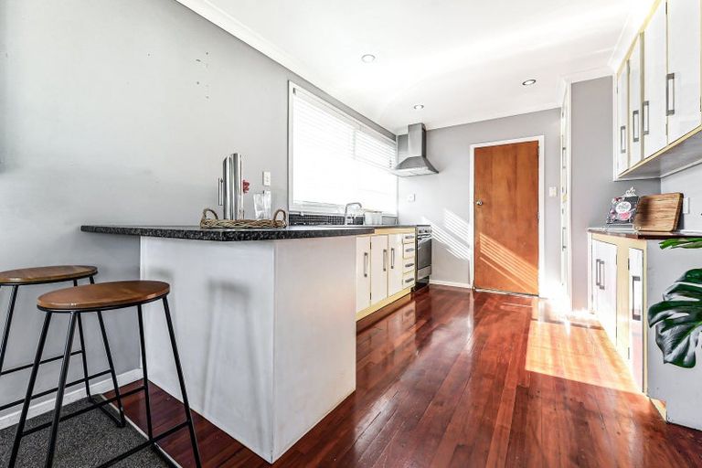 Photo of property in 10 Lugton Street, Nawton, Hamilton, 3200