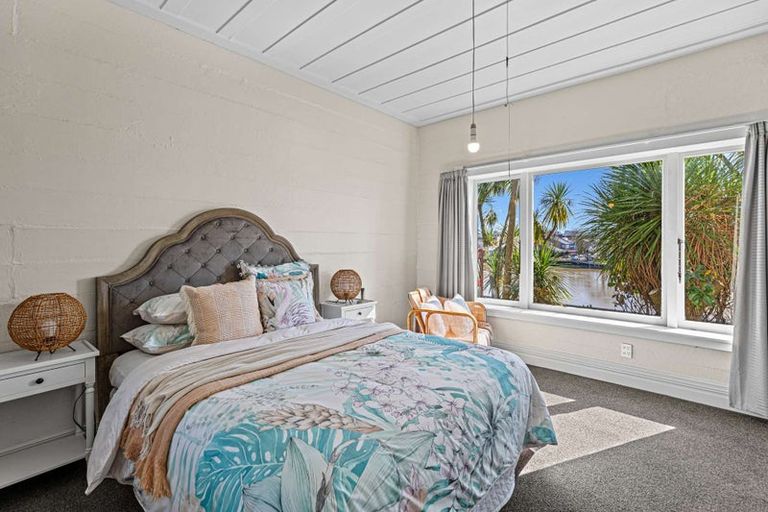 Photo of property in 53 Anzac Parade, Durie Hill, Whanganui, 4500