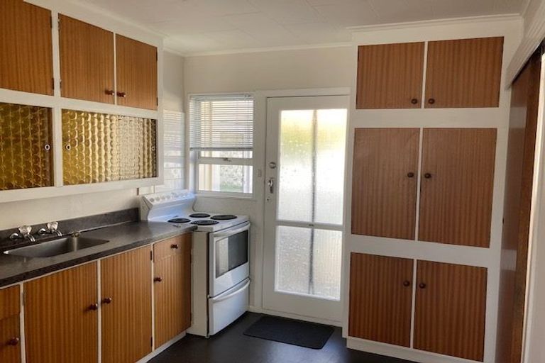 Photo of property in 2/8 Peddie Street, Taradale, Napier, 4112