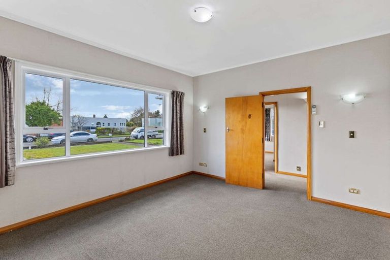 Photo of property in 23 Savage Crescent, West End, Palmerston North, 4412