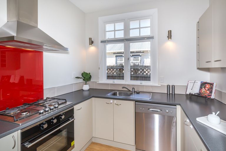 Photo of property in 92 Woodham Road, Linwood, Christchurch, 8062