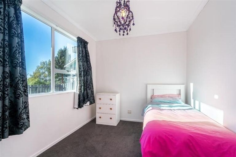 Photo of property in 74 Centennial Avenue, Helensburgh, Dunedin, 9010