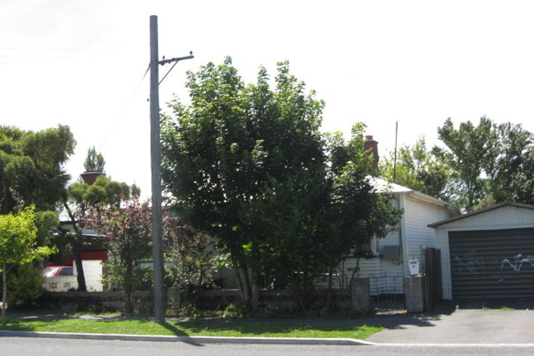Photo of property in 8 Geraldine Street, Edgeware, Christchurch, 8013
